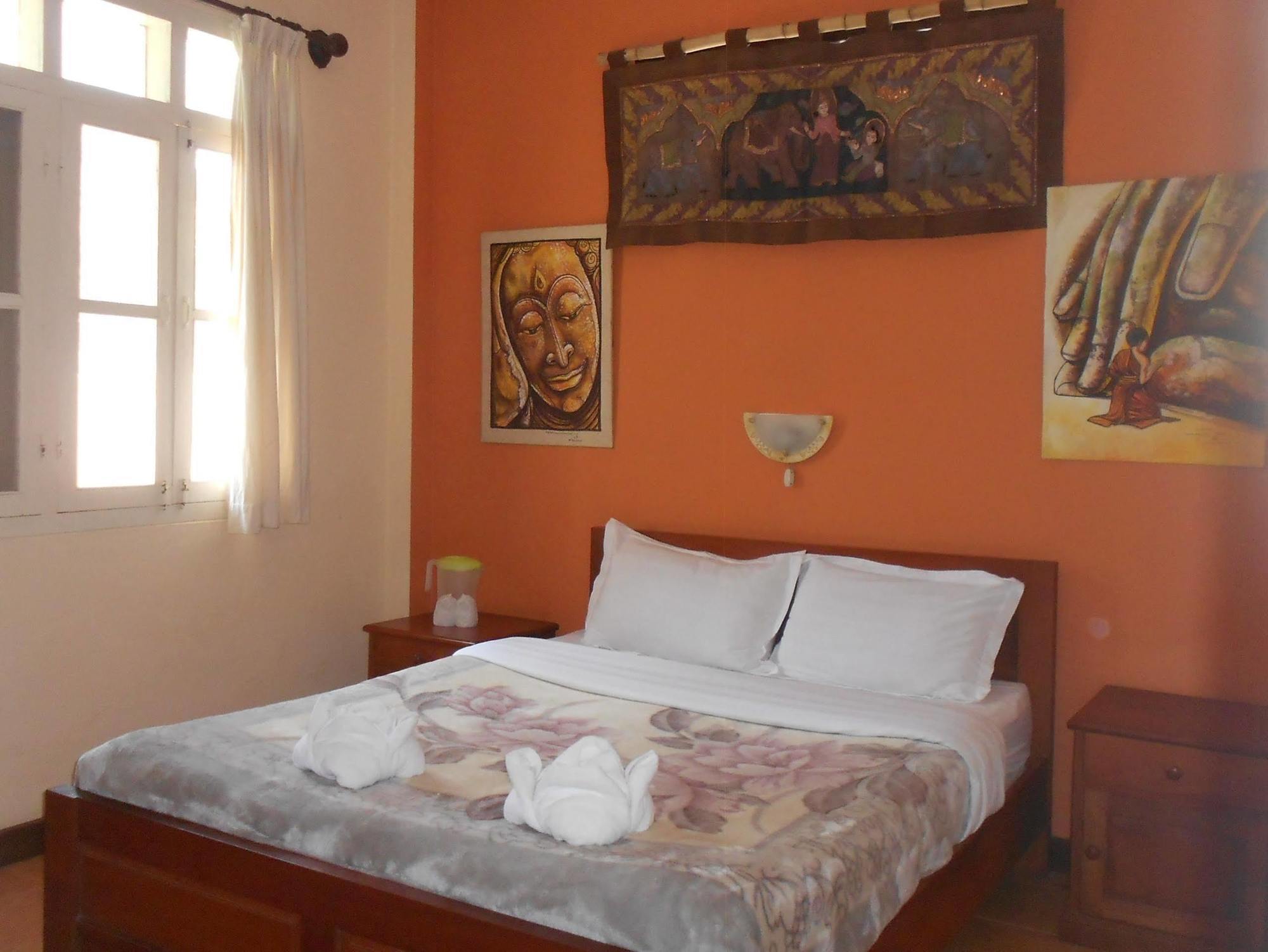 Manichan Guesthouse Luang Prabang Esterno foto